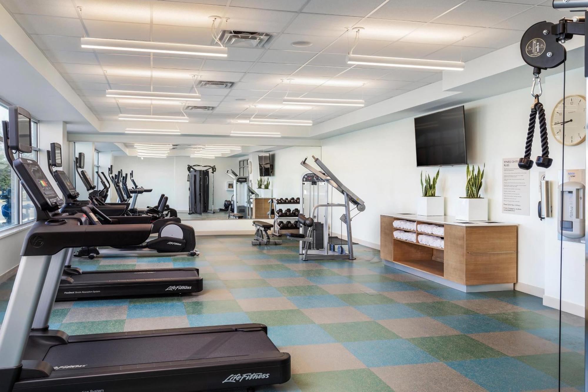 Element Knoxville West Bagian luar foto